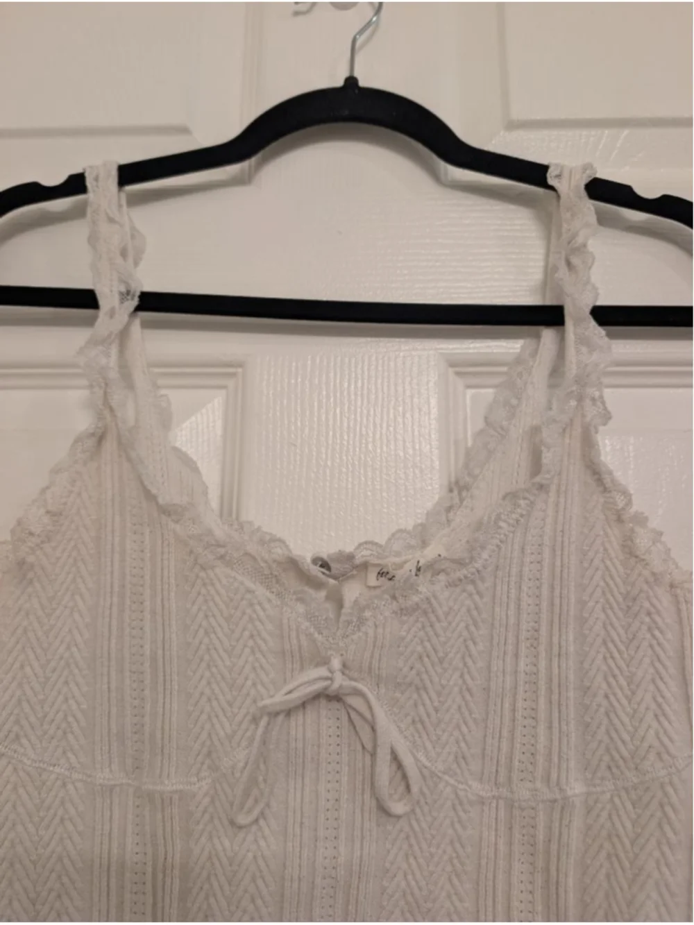 Women's For Love & Lemons White Lace Trim Knit Tank Top L Dainty Romantic - Picture 3 of 8